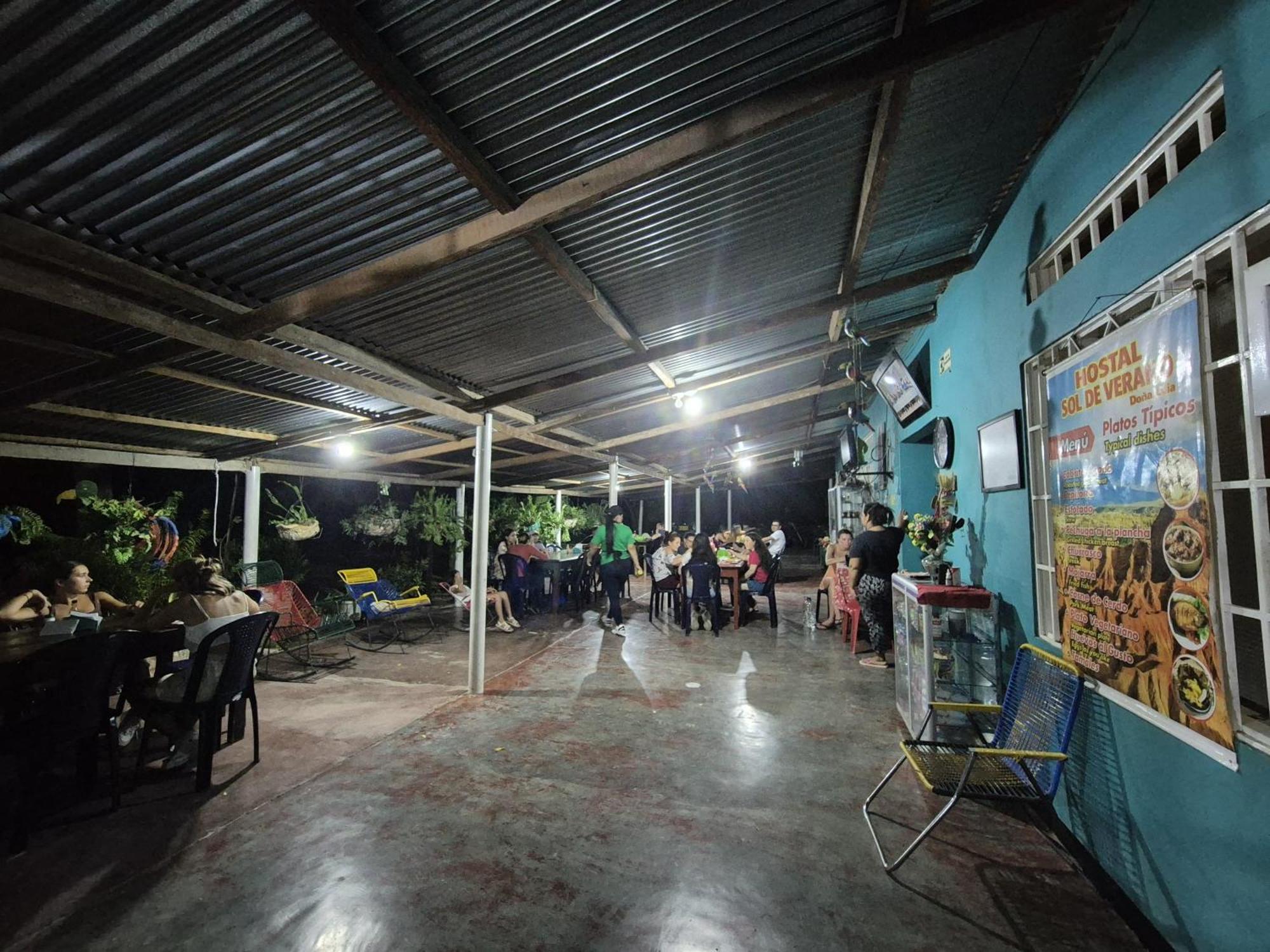 Hostal Sol De Verano Dona Lilia Villavieja Ngoại thất bức ảnh